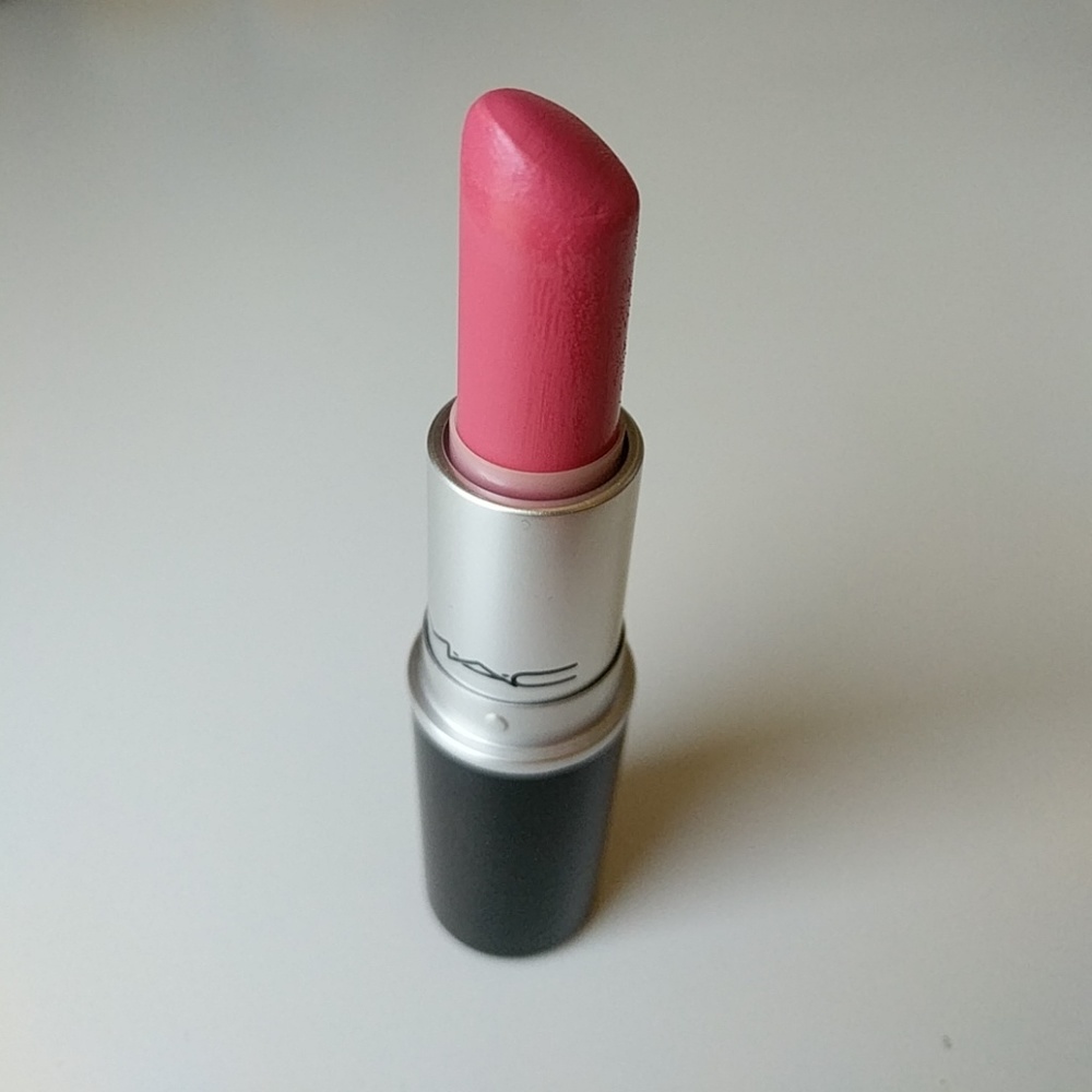 MAC Lipstick in Chatterbox
